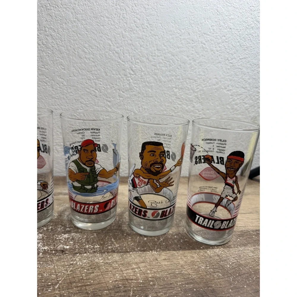 7 Portland‎ Trail Blazers Vintage 1993-94 Dairy Queen Collector Glasses